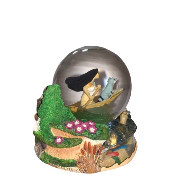 RARE Vintage Disney Pocahontas Snow Globe Meeko - Picture 3 of 10